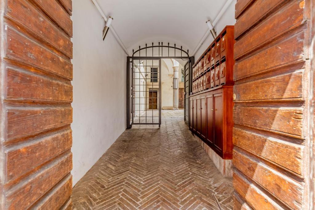 Casa Ghetto 13 Apartment Rome Bagian luar foto